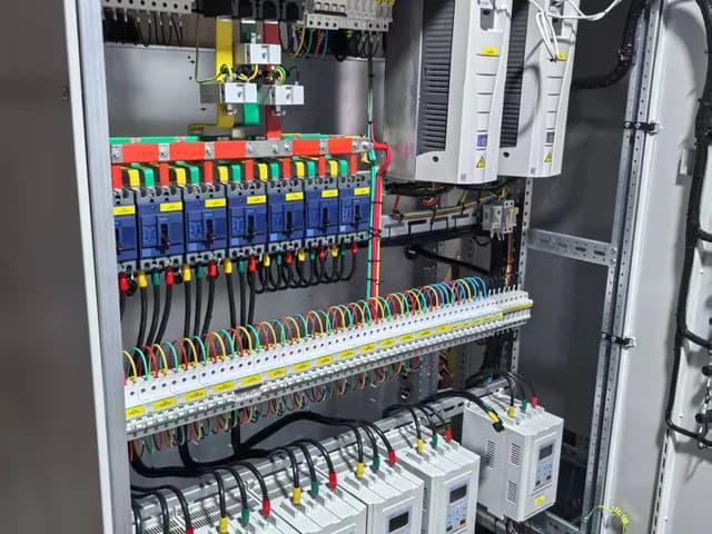 HV/LV Switchgear & Power Distribution Cabinet (1)