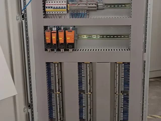Siemens ET200SP / S7-1500 PLC Cabinet (4)